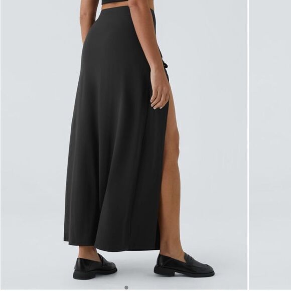 Halara Women’s L High Waisted Buckle Split 2-in-1 Maxi Skirt Black NWT - Picture 4 of 8